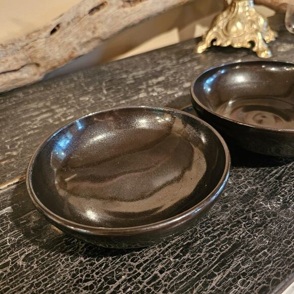 Set of Two Nesting Prep Bowls From Pottery Studio - 5" and 5.5" - Picture 10 of 10